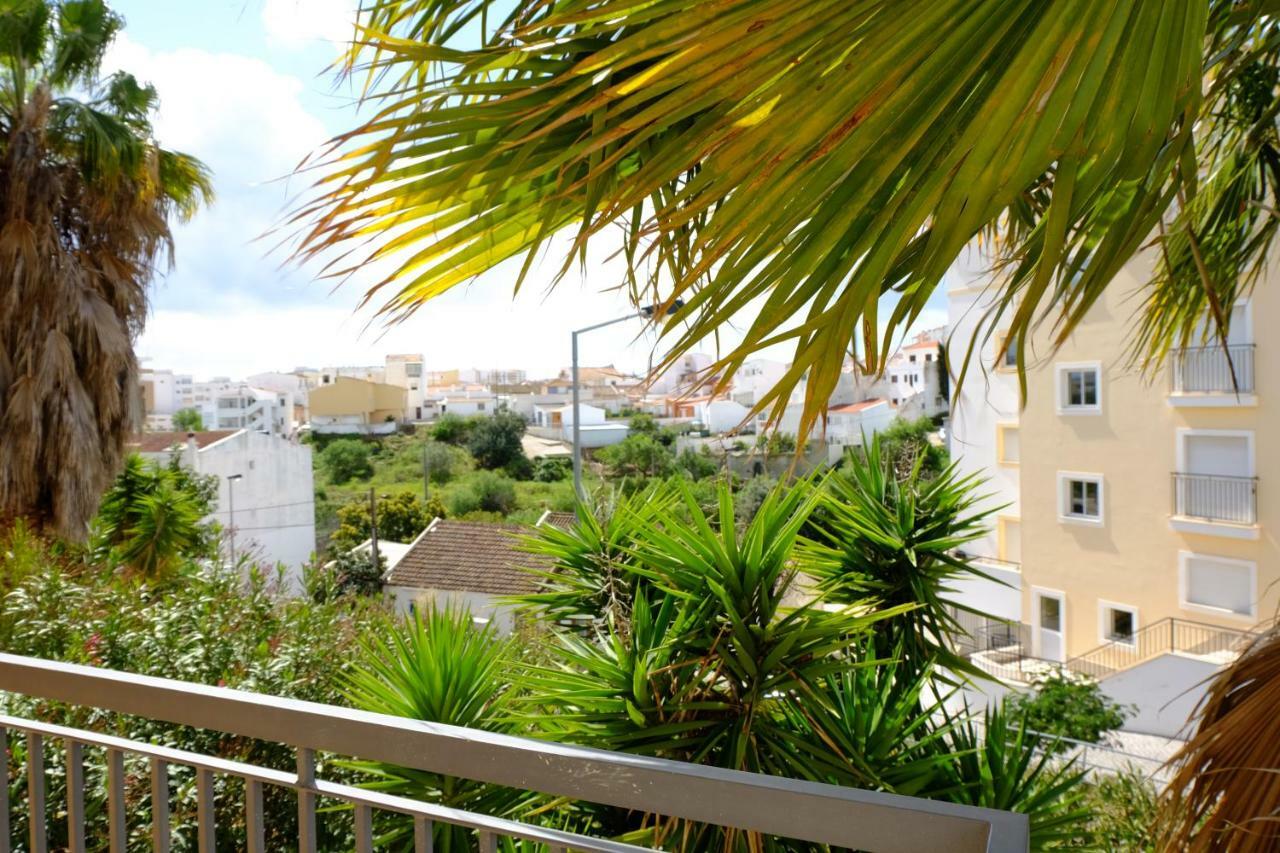 Algarve Surf Hostel - Лагуш Экстерьер фото